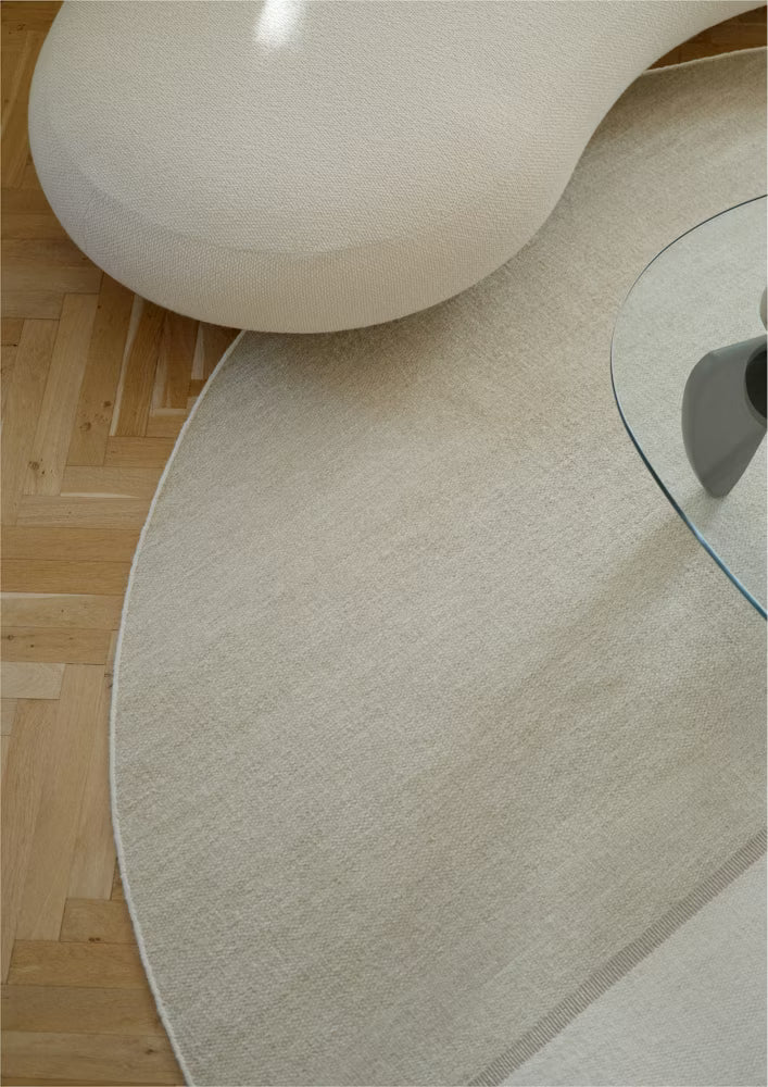 Magnetize Rug